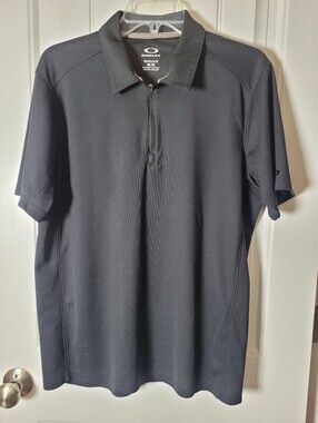 Oakley Men's Black Short-Sleeve Zip Polo.  Size M